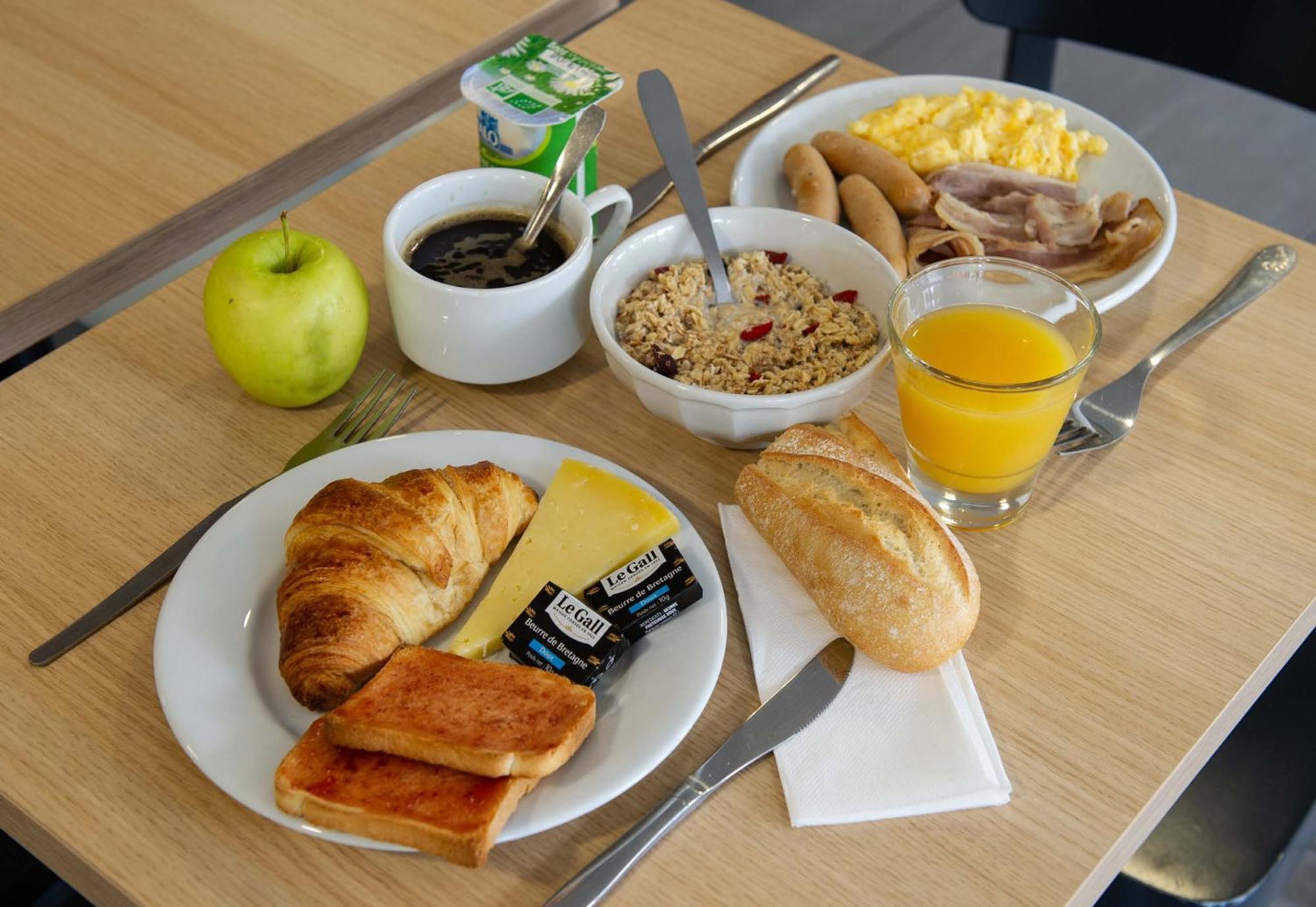 B&B Hotel Saint-Quentin Екстериор снимка